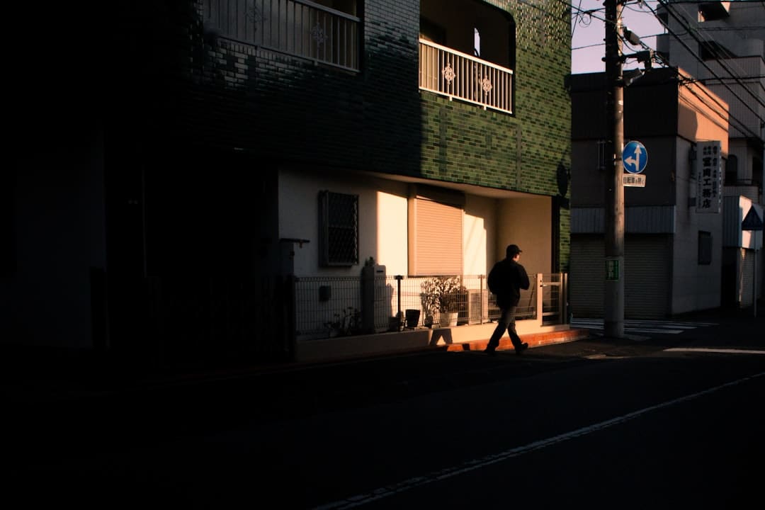 电影《假如哀痛能够解说》今天上映 相约七夕见证县城文学里的人世真情